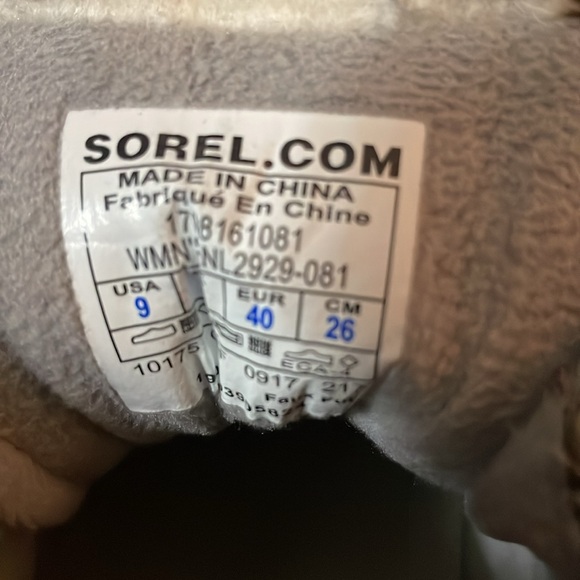 Sorel explorer carnival winter boots size 9 - Picture 8 of 15